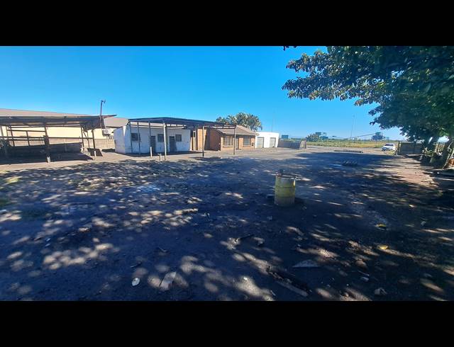 320M² INDUSTRIAL YARD TO LET IN ALTON